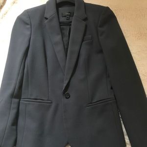 Professional fitted grey blazer, almost new 👠